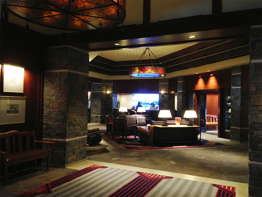 Hotel Lobby LCD Video Wall